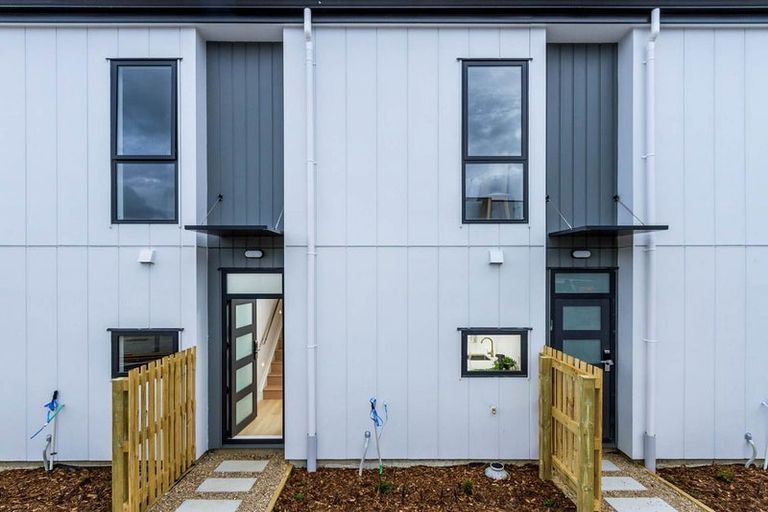 Photo of property in 5 Papa Takaro Lane, Flat Bush, Auckland, 2019