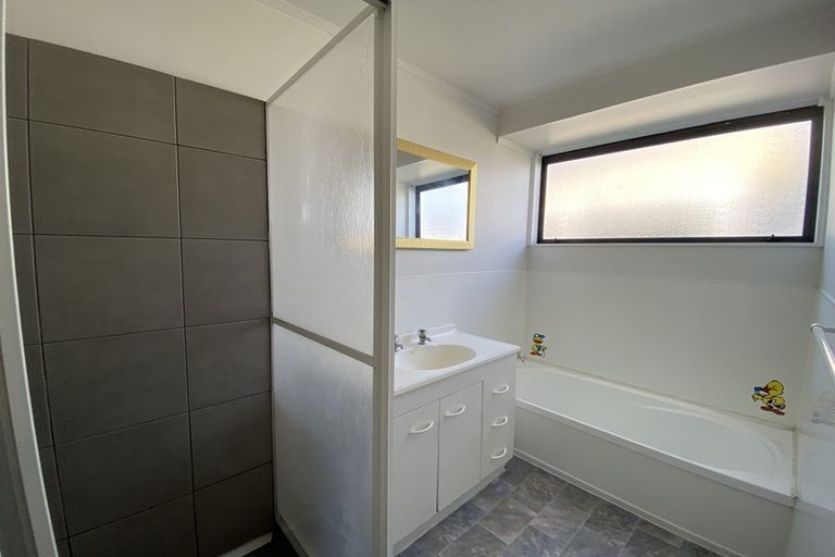 Photo of property in 48 Odlin Crescent, Nawton, Hamilton, 3200