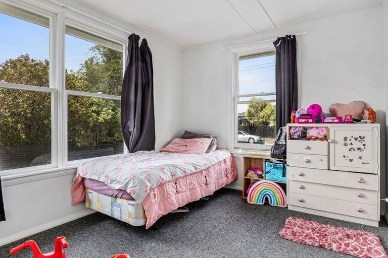 Photo of property in 33 Railway Crescent, Masterton, 5810