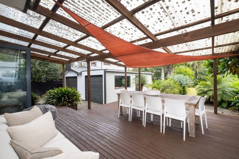 Photo of property in 280 Clifton Road, Te Awanga, 4102