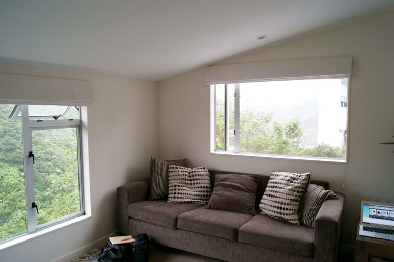 Photo of property in 59a Mandalay Terrace, Khandallah, Wellington, 6035