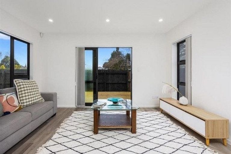 Photo of property in 35b Edmund Hillary Avenue, Papakura, 2110