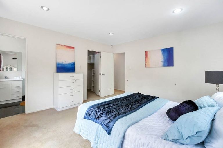 Photo of property in 70d Glengarry Road, Glen Eden, Auckland, 0602