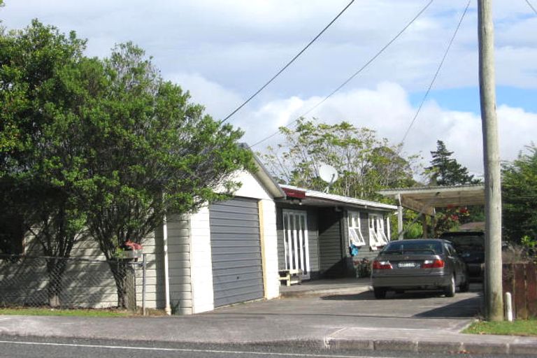 Photo of property in 155 View Road, Sunnyvale, Auckland, 0612