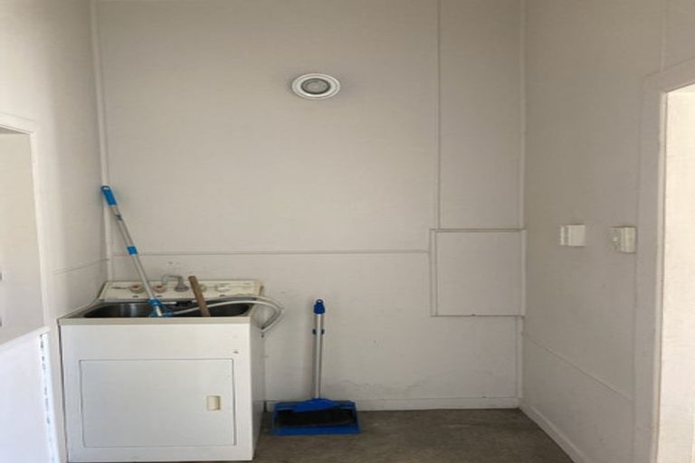 Photo of property in 5 Mckinley Crescent, Brooklyn, Wellington, 6021