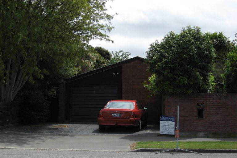 Photo of property in 317 Withells Road, Avonhead, Christchurch, 8042