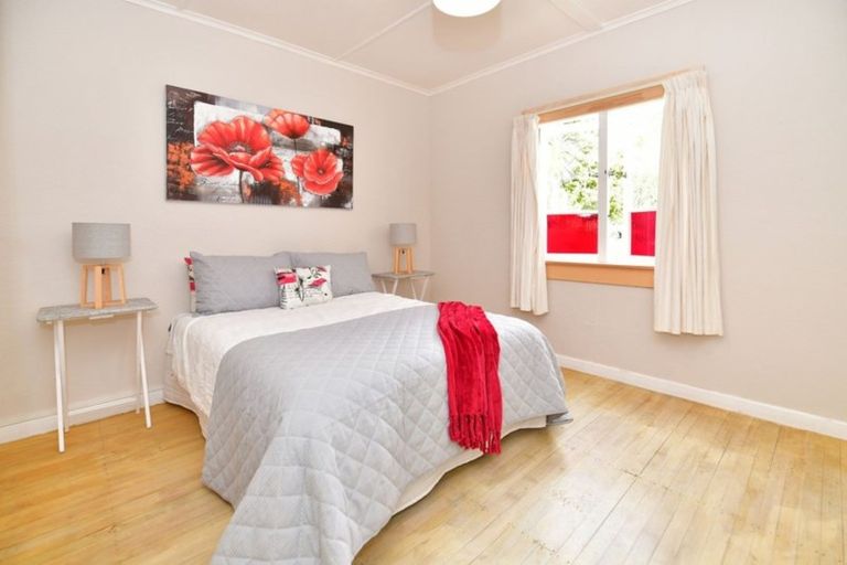 Photo of property in 2a Stillwater Crescent, Stillwater, Silverdale, 0993