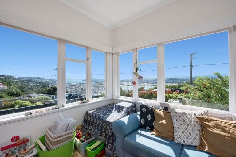 Photo of property in 14 View Road, Houghton Bay, Wellington, 6023