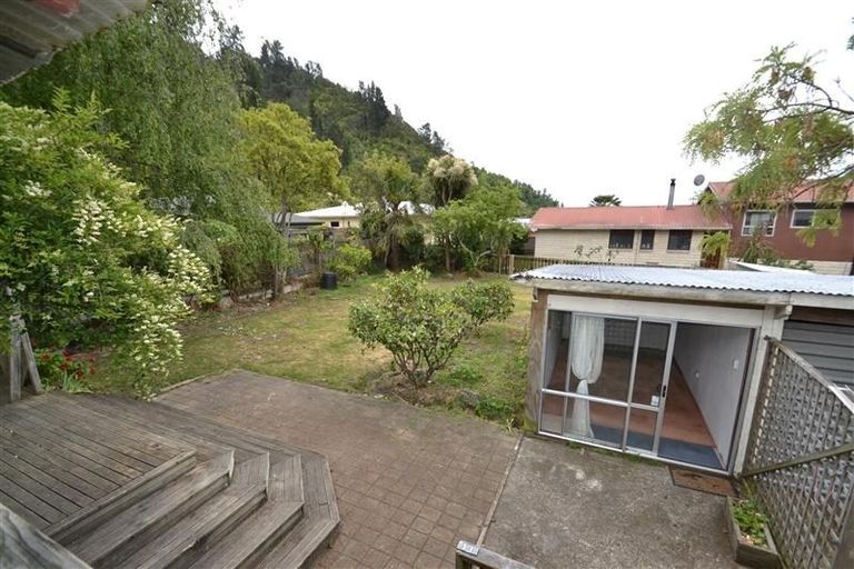 Photo of property in 6 Sowman Street, The Brook, Nelson, 7010