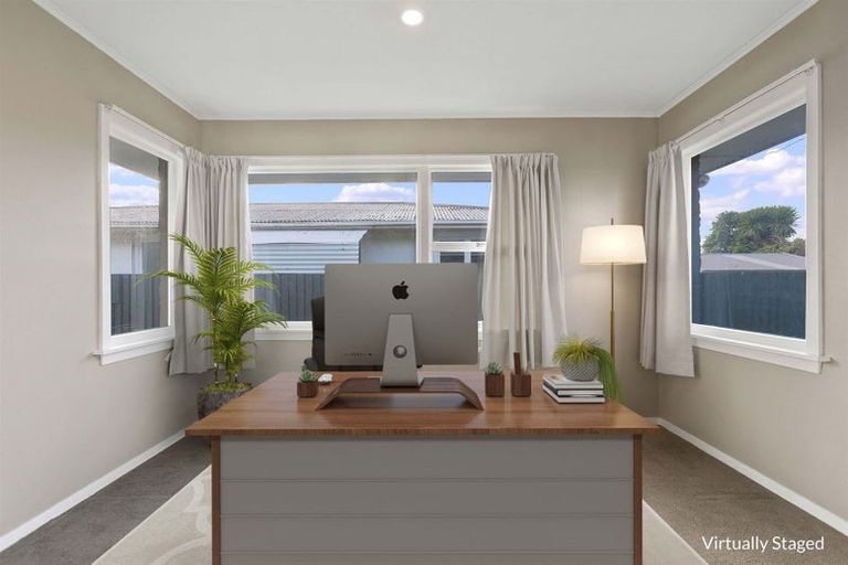 Photo of property in 130 Grimseys Road, Redwood, Christchurch, 8051