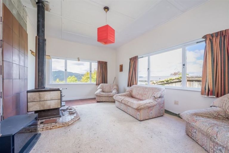 Photo of property in 17 Belmont Terrace, Belmont, Lower Hutt, 5010
