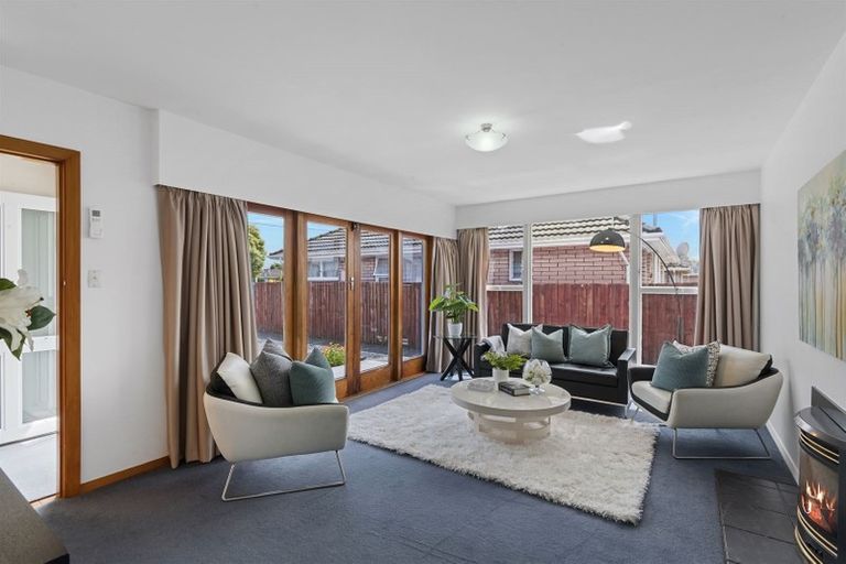 Photo of property in 10 Cotswold Avenue, Bishopdale, Christchurch, 8053