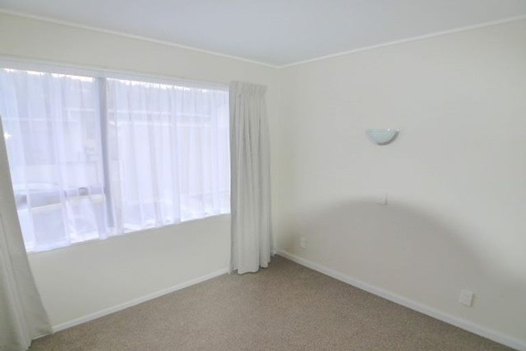 Photo of property in 44 Weka Street, Miramar, Wellington, 6022