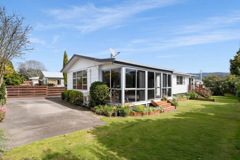 Photo of property in 6 Conifer Place, Te Puke, 3119