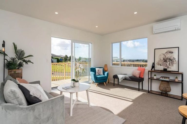 Photo of property in 1 Fantail Way, Mangawhai, 0505