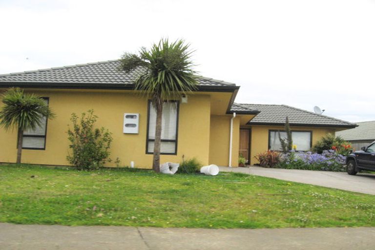Photo of property in 16 Cyclamen Road, Mangere, Auckland, 2022