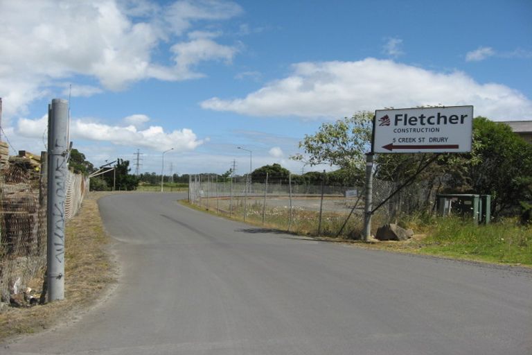 Photo of property in 217-219 Great South Road, Drury, 2113