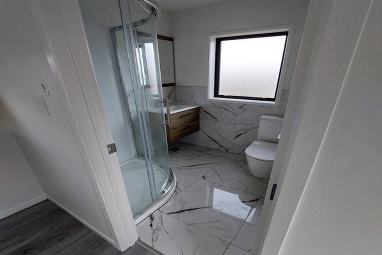 Photo of property in 1/339 Pakuranga Road, Pakuranga Heights, Auckland, 2010