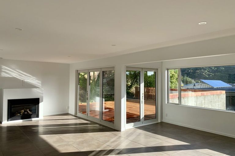 Photo of property in 69a Bay View Road, Moncks Bay, Christchurch, 8081