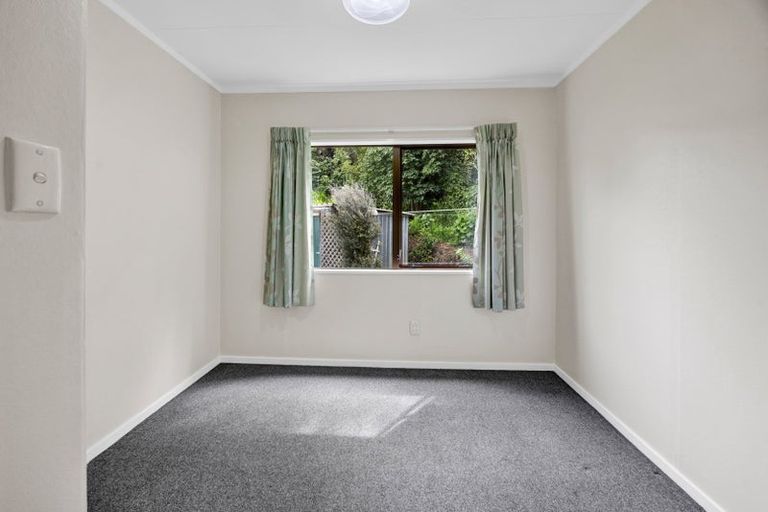 Photo of property in 2/29 Cumberland Street, Merrilands, New Plymouth, 4312