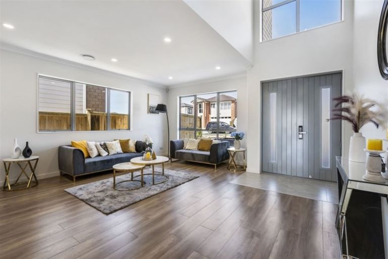 Photo of property in 9 Demeter Street, Flat Bush, Auckland, 2019