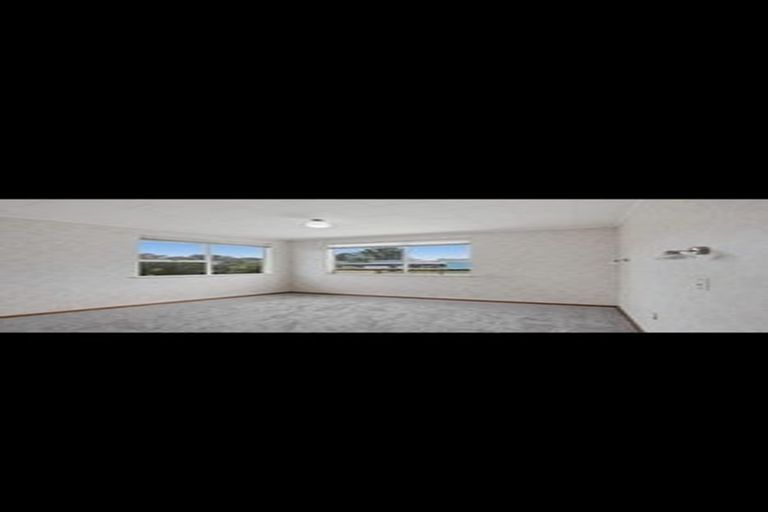 Photo of property in 14 Huatoki Street, Vogeltown, New Plymouth, 4310