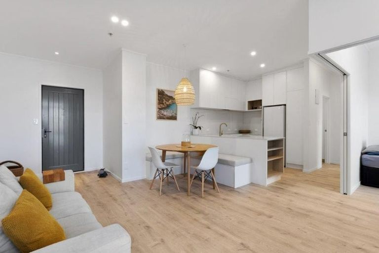 Photo of property in Atlas Apartments, 34/49 Maunganui Road, Mount Maunganui, 3116