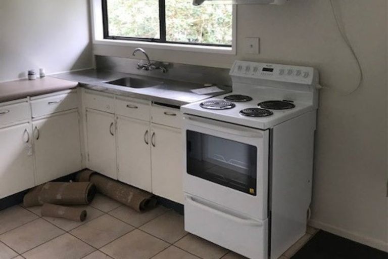 Photo of property in 43 Gilbass Avenue, Hamilton Lake, Hamilton, 3204