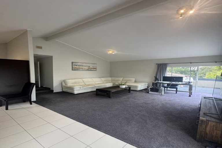 Photo of property in 32a Bayview Road, Bayview, Auckland, 0629