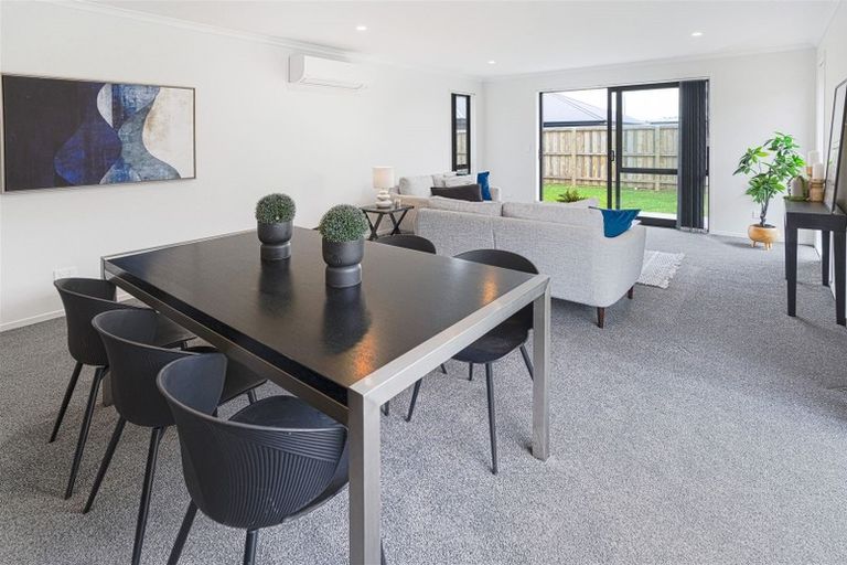 Photo of property in 20 Broadway Parade, Rolleston, 7615