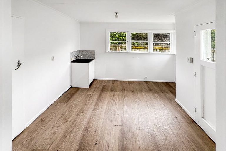 Photo of property in 112 Jickell Street, Hokowhitu, Palmerston North, 4410