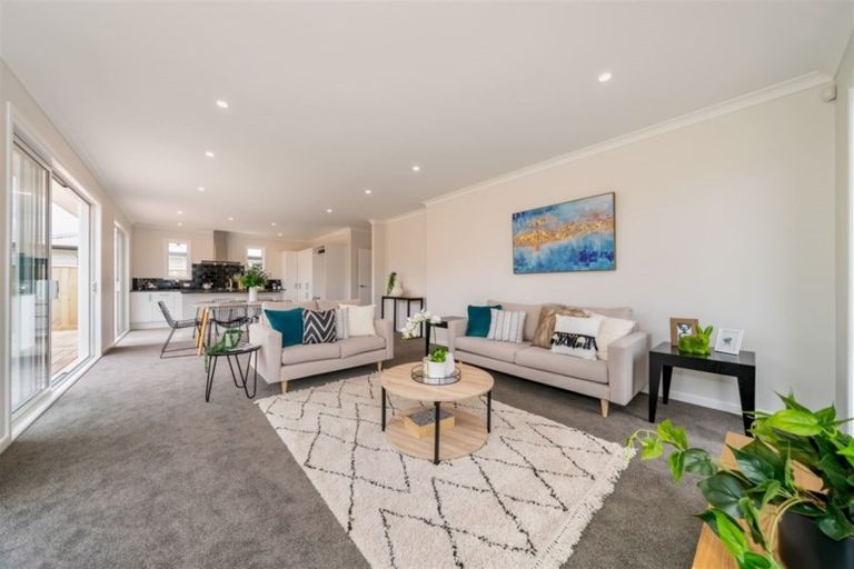 Photo of property in 12 Poulson Grove, Trentham, Upper Hutt, 5018