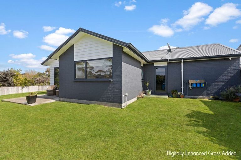 Photo of property in 8 Michelia Lane, Kaukapakapa, Helensville, 0875