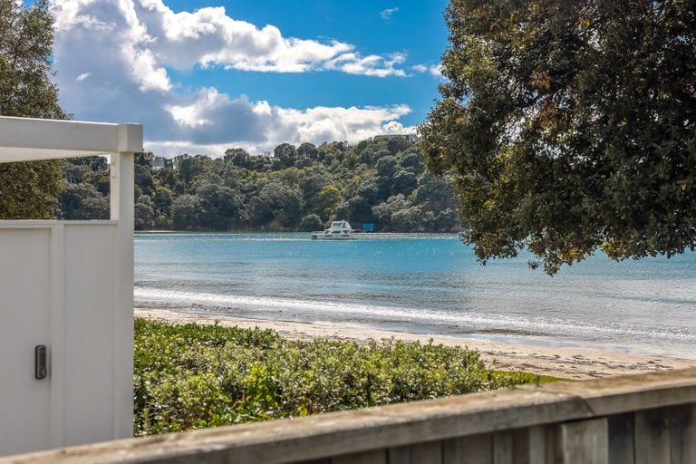 Photo of property in 2/28 Beach Parade, Oneroa, Waiheke Island, 1081