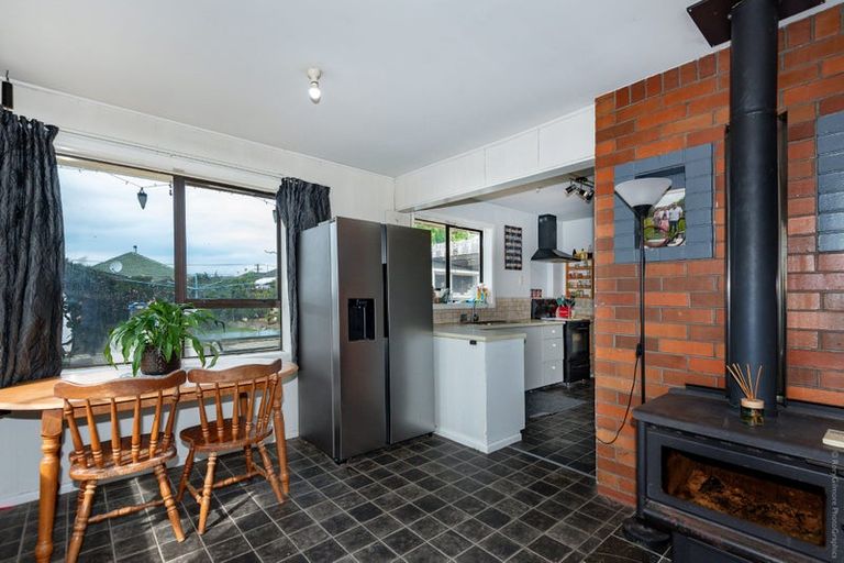 Photo of property in 230 Shortland Street, Aranui, Christchurch, 8061