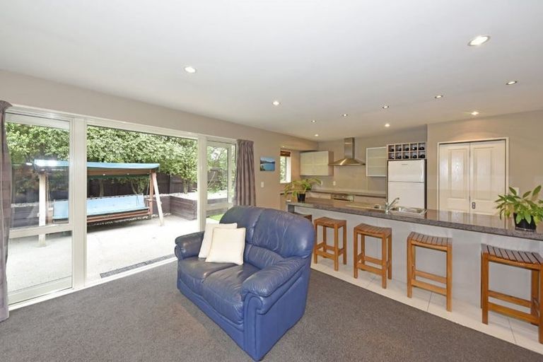 Photo of property in 17 Armour Place, Halswell, Christchurch, 8025