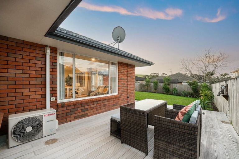 Photo of property in 8 Belcoo Crescent, East Tamaki, Auckland, 2013