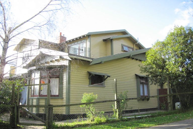 Photo of property in 18 Hipango Terrace, Durie Hill, Wanganui, 4500