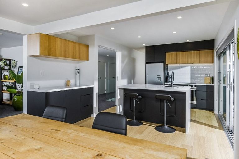 Photo of property in 38 Seacliffe Avenue, Belmont, Auckland, 0622