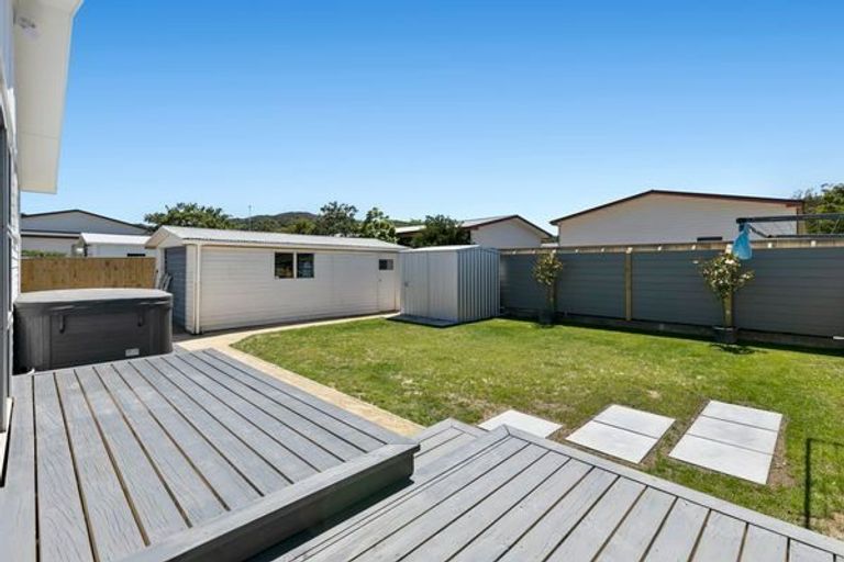 Photo of property in 60 Konini Street, Wainuiomata, Lower Hutt, 5014