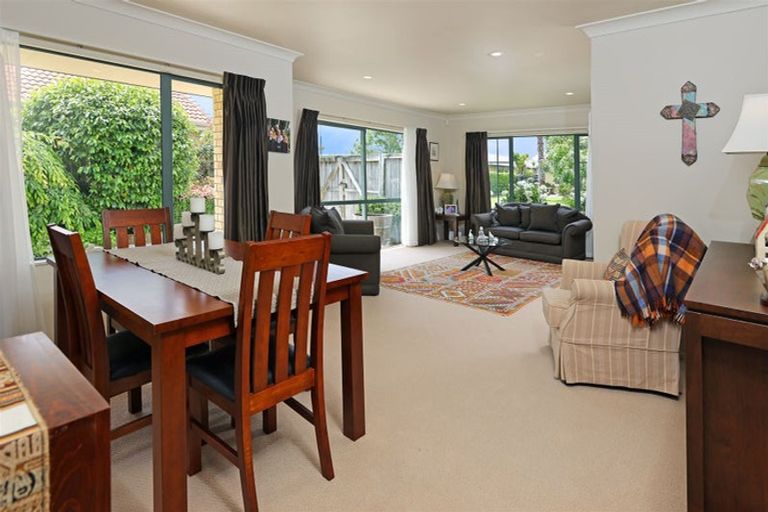 Photo of property in 4 Checkerberry Court, Henderson, Auckland, 0612