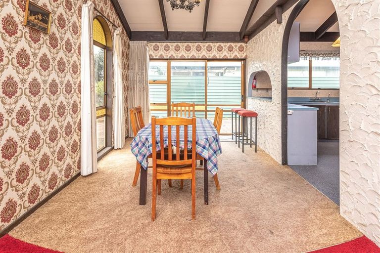 Photo of property in 53 Hinau Street, Castlecliff, Whanganui, 4501