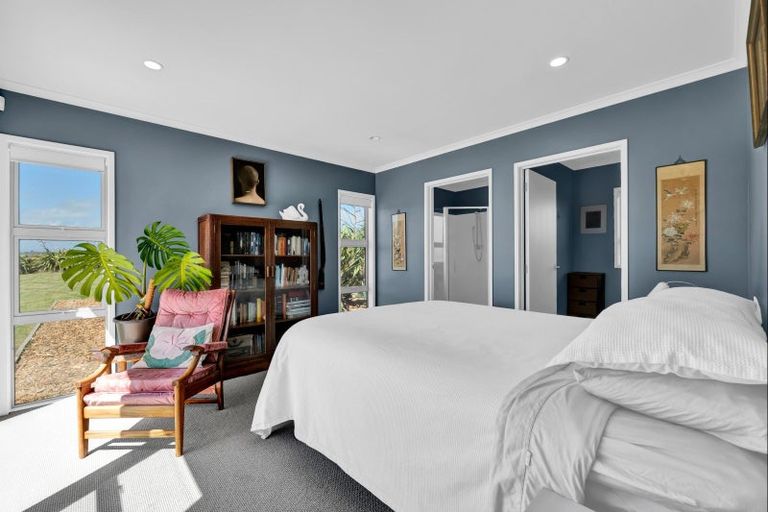 Photo of property in 265 Tai Road, Opunake, 4681