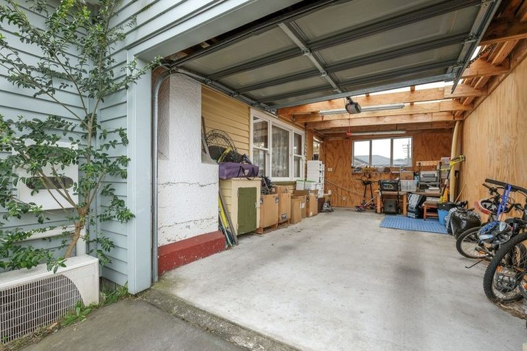 Photo of property in 305 Kahutia Street, Gisborne, 4010
