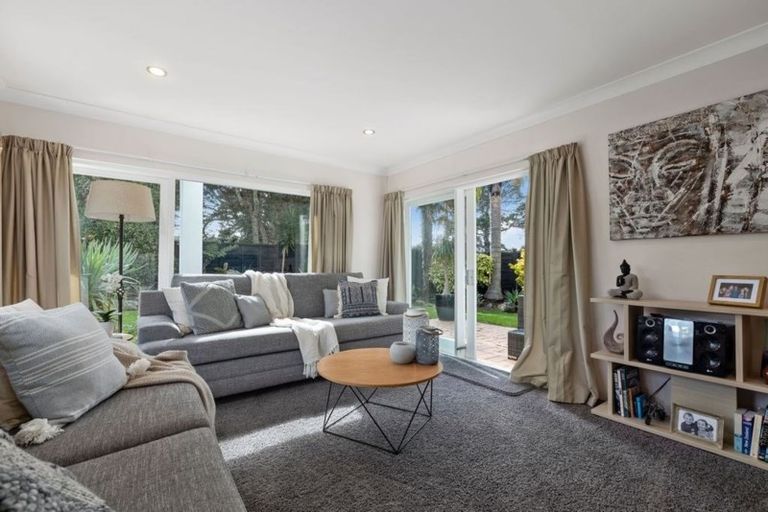 Photo of property in 1/2a Stredwick Drive, Torbay, Auckland, 0630