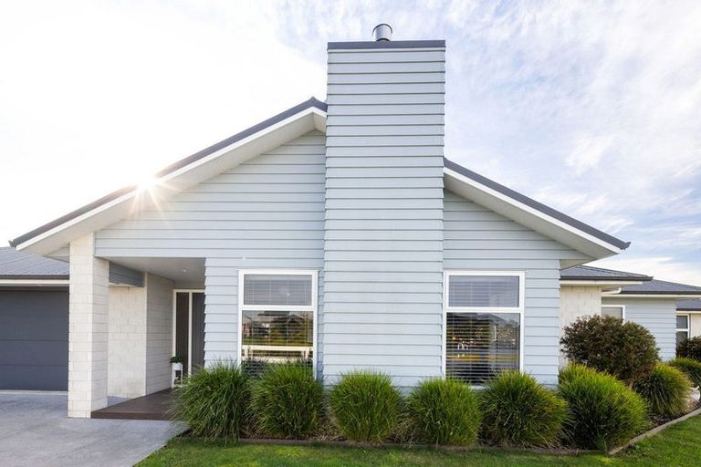 Photo of property in 85 Alan Livingston Drive, Cambridge, 3434