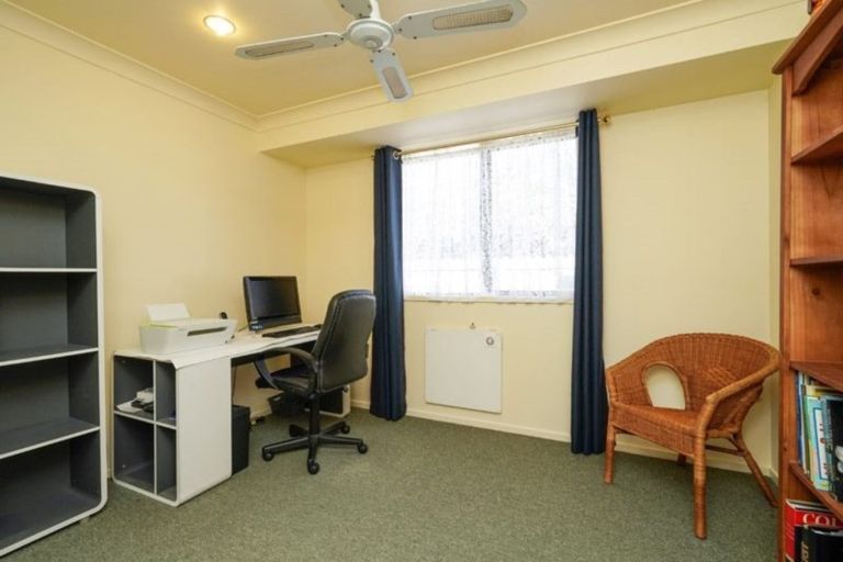 Photo of property in 3 Amarillo Place, Manurewa, Auckland, 2105