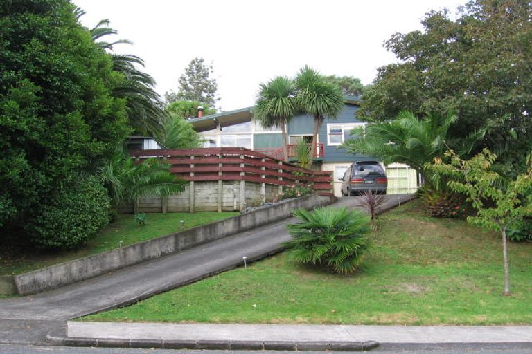 Photo of property in 14 Autumn Avenue, Glen Eden, Auckland, 0602