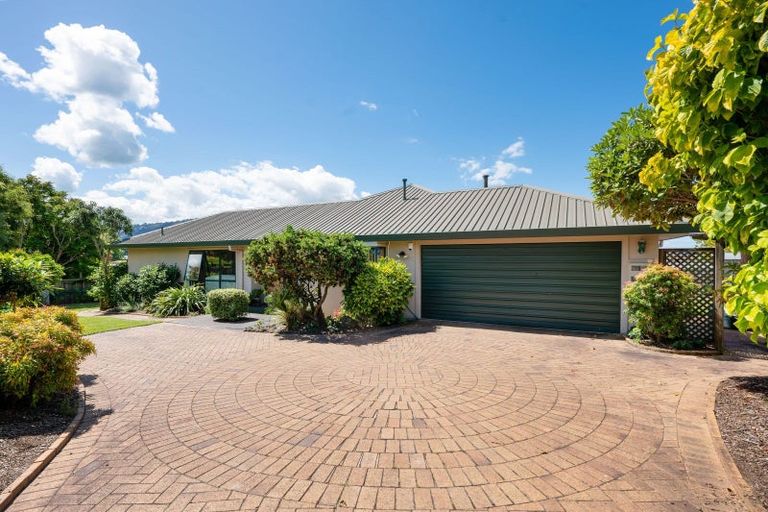 Photo of property in 40 Carter Drive, Pomare, Rotorua, 3015