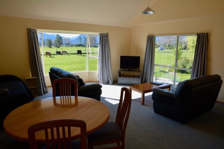 Photo of property in 31 Bridge Street, Karamea, 7893